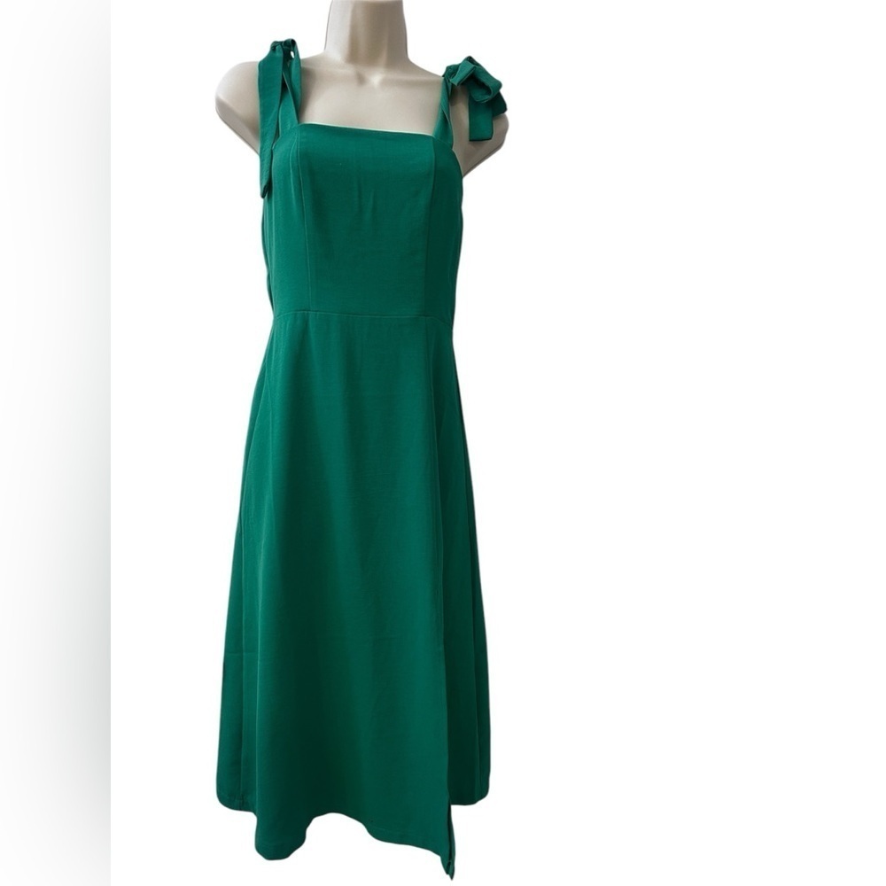 Monteau Womenās Small Green Midi Dress with Bow Straps and Smocked Back